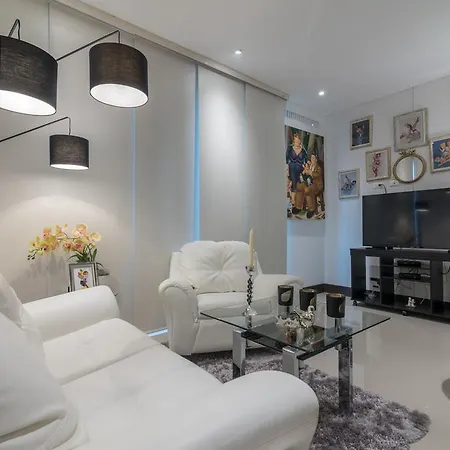 Apartment Luxury Small